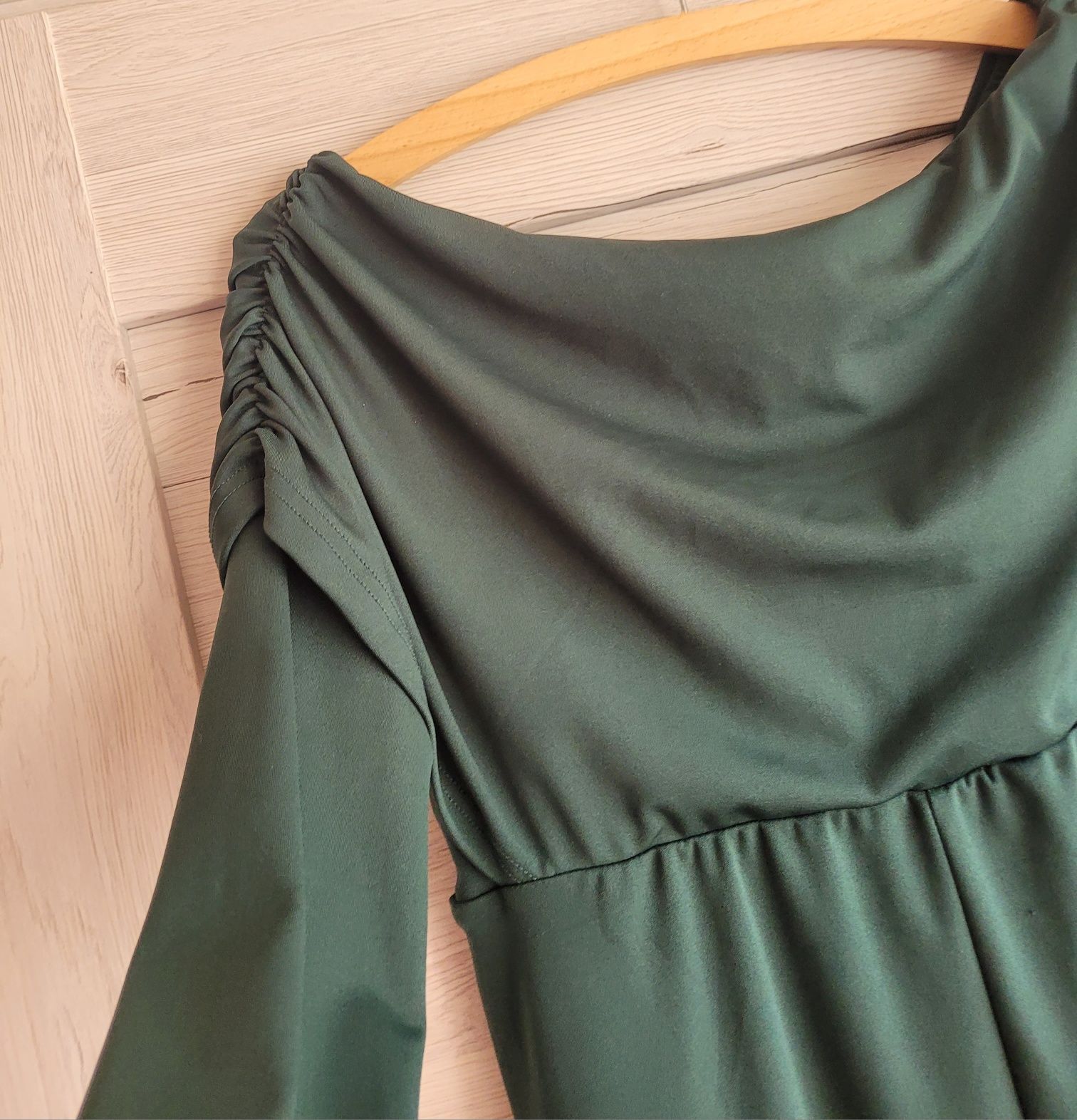 Elegancka sukienka szmaragdowa Shein L M