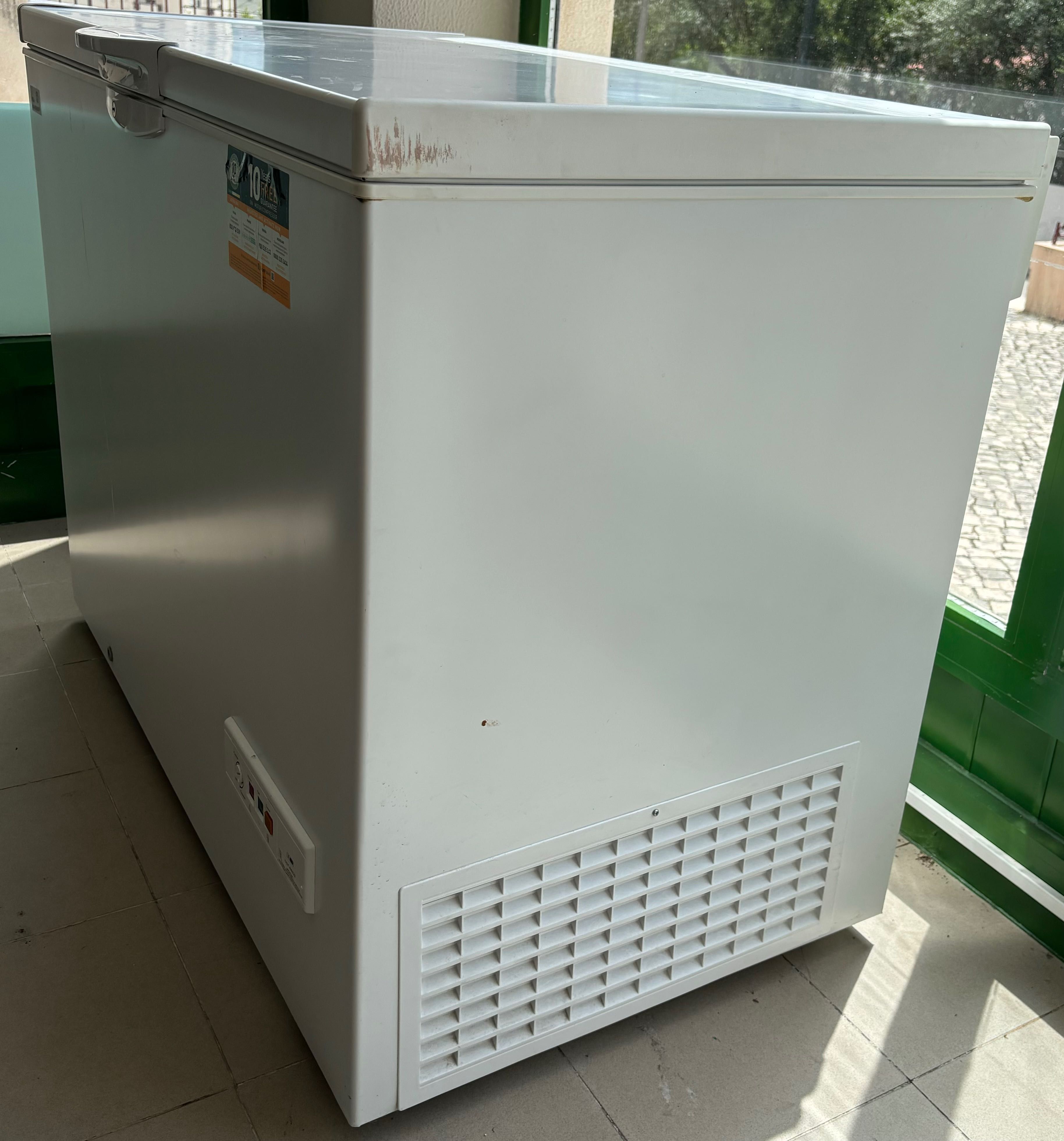 Arca Frigorífica INDESIT