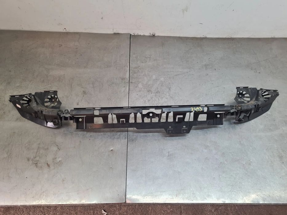 Guia de pára-choques trás central BMW 1 (F20)