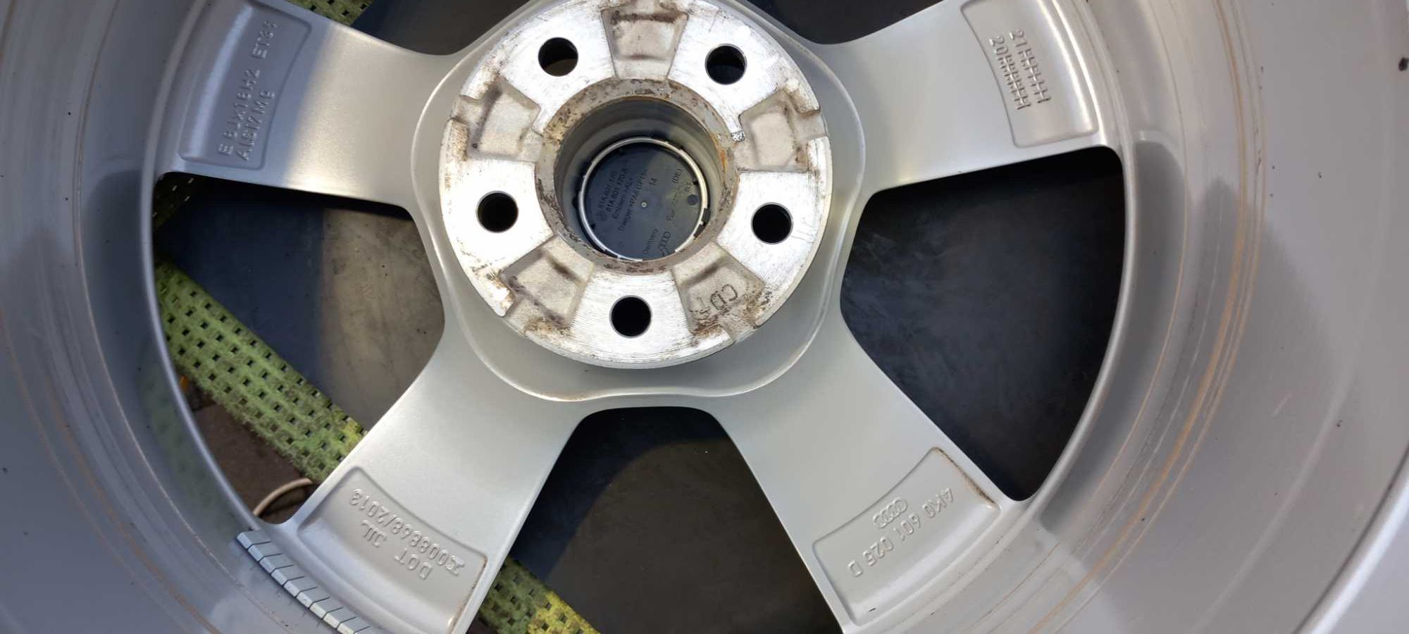 Felgi oryginał AUDI A4/A6/Q5/S4 8Jx18, 5x112, ET39, 66.6, 2021r. Super