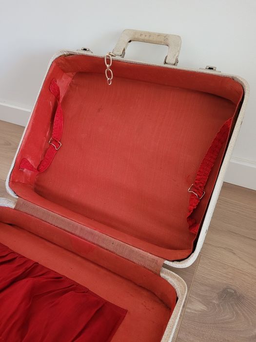 Mala vintage branca