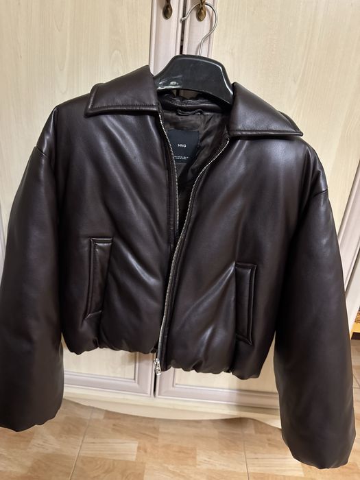 Куртка mango шкіряна шоколадна