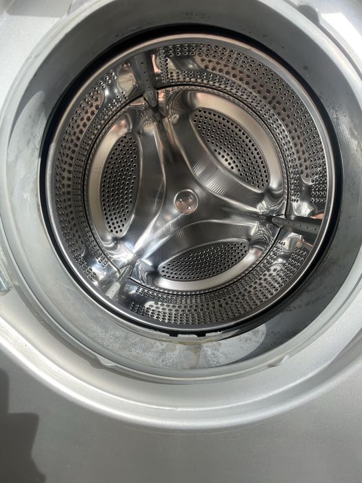 Стиральная машина  прямой привод LG Direct Drive 5 kg