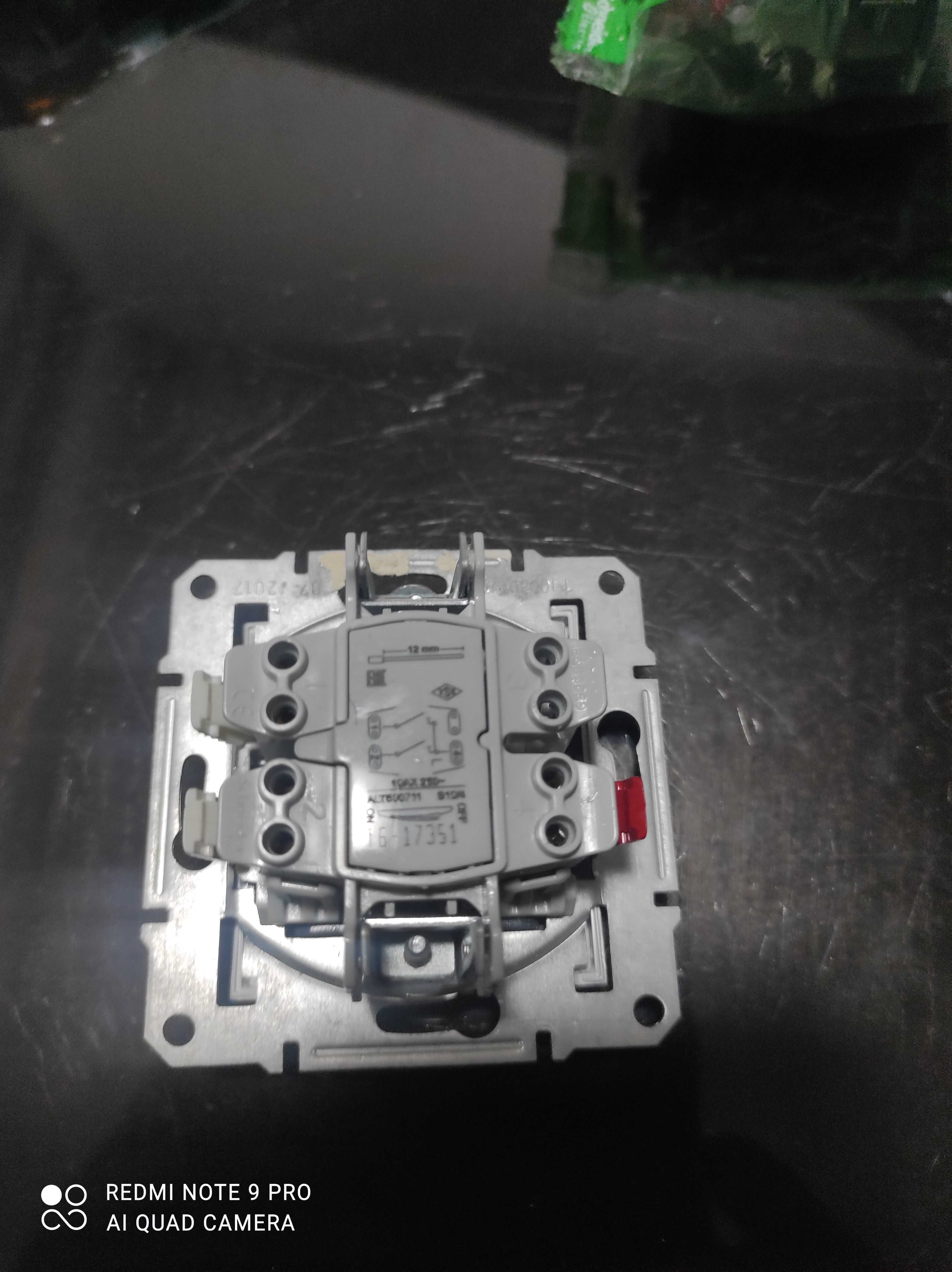 Włącznik do rolet Schneider Sedna 14 szt