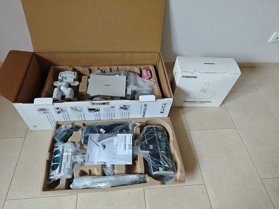 Odkurzacz pionowy Samsung Jet 70 w stanie idealnym + głowica mopująca