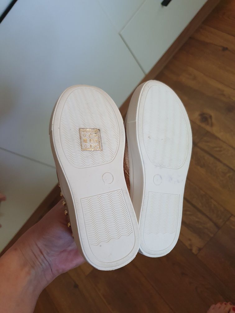 Jak nowe złote trampki rozmiar 26 wkladka 15cm półbuty slip on jak H&M