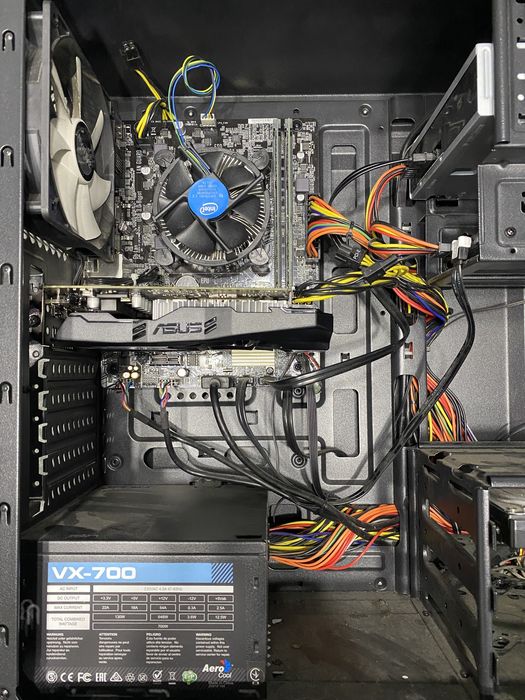 Продам надійний комп’ютер у гарному стані.