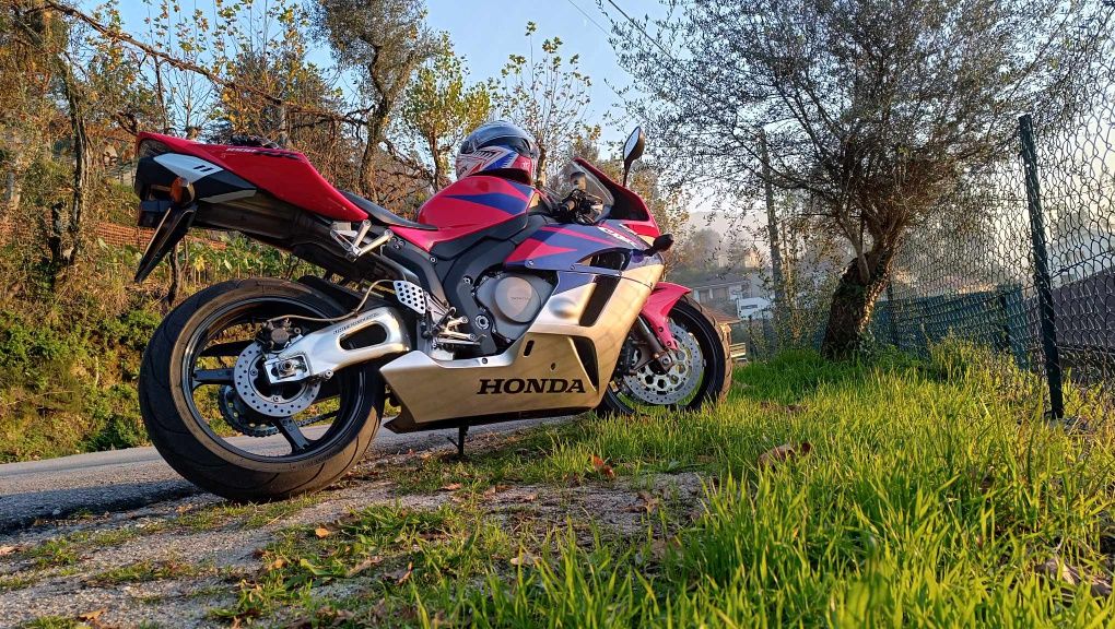 Honda Cbr1000rr Fireblade