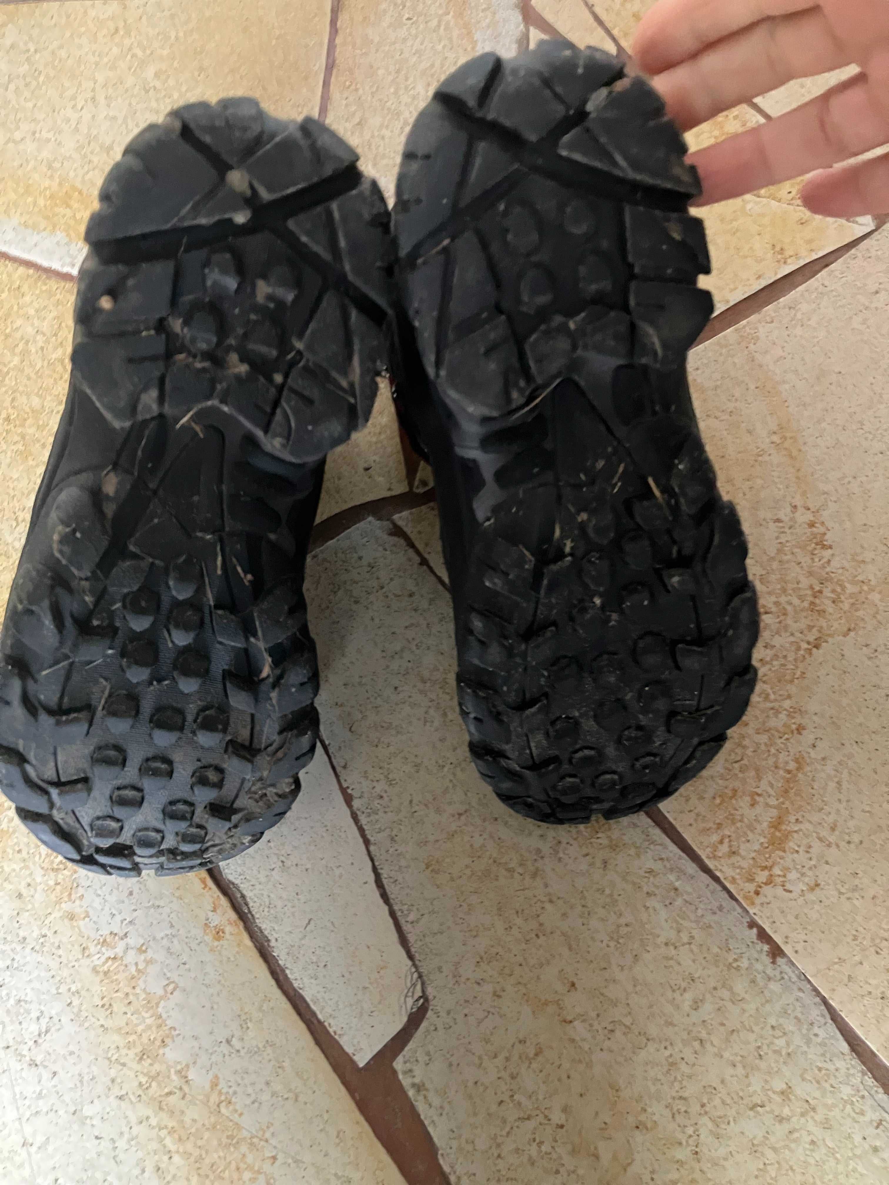 Botas de Caminhada / Trekking – Impermeáveis
