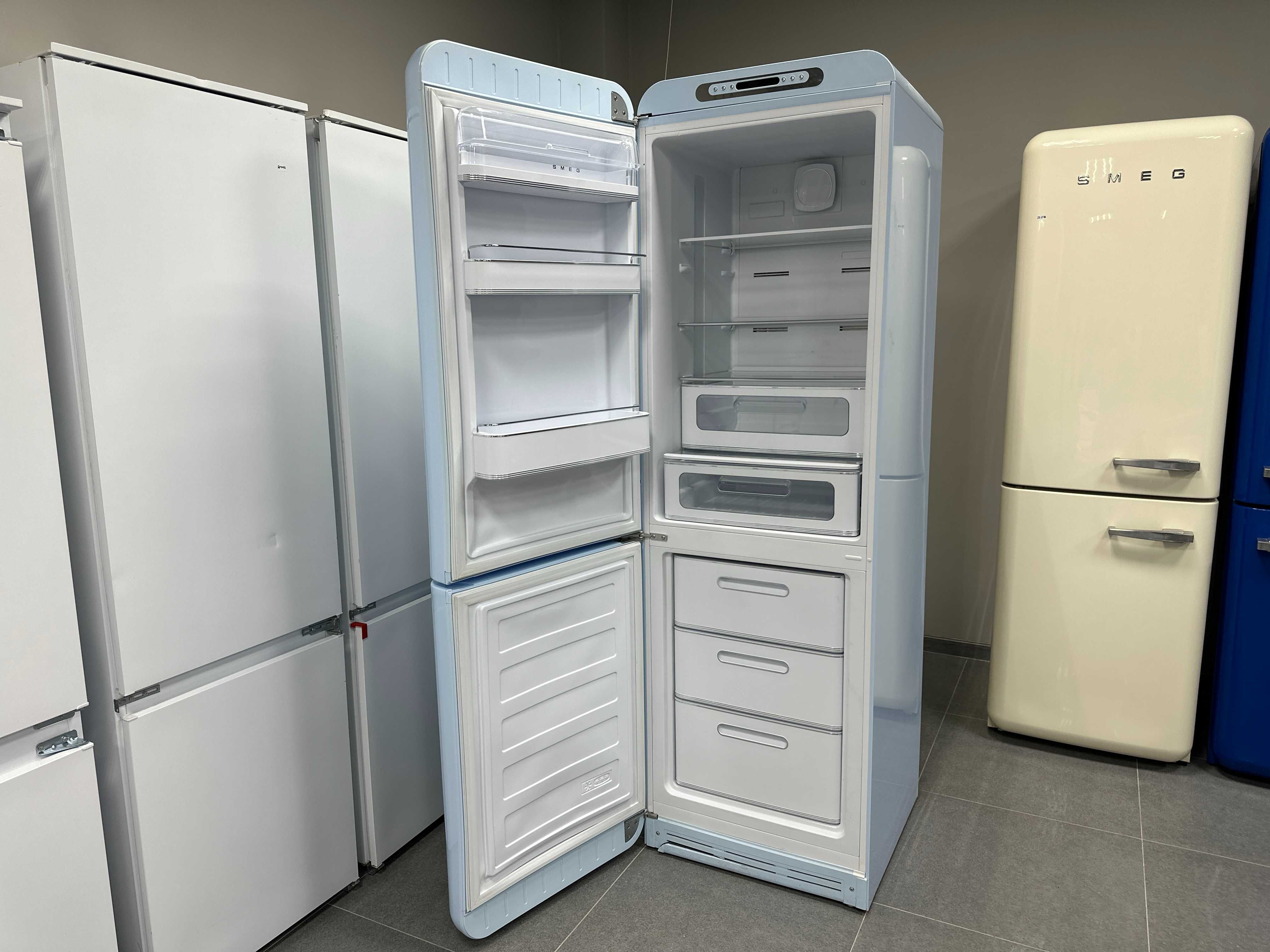 Інстаграмний ретро холодильник Smeg FAB32LPB3 Італія остання модель