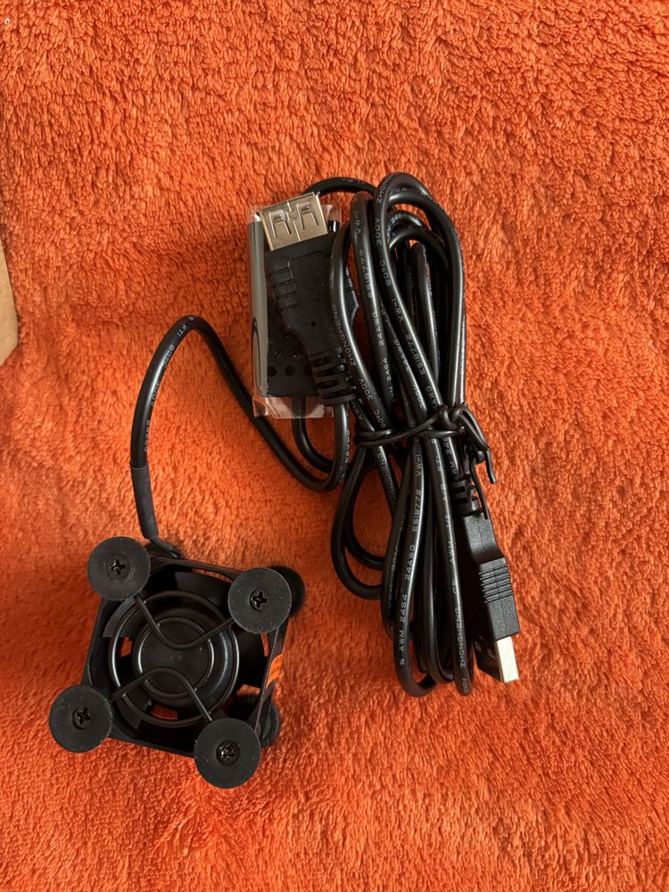 Настільний USB вентилятор кулер AC Infinity MULTIFAN MINI (AI-MPF40A)