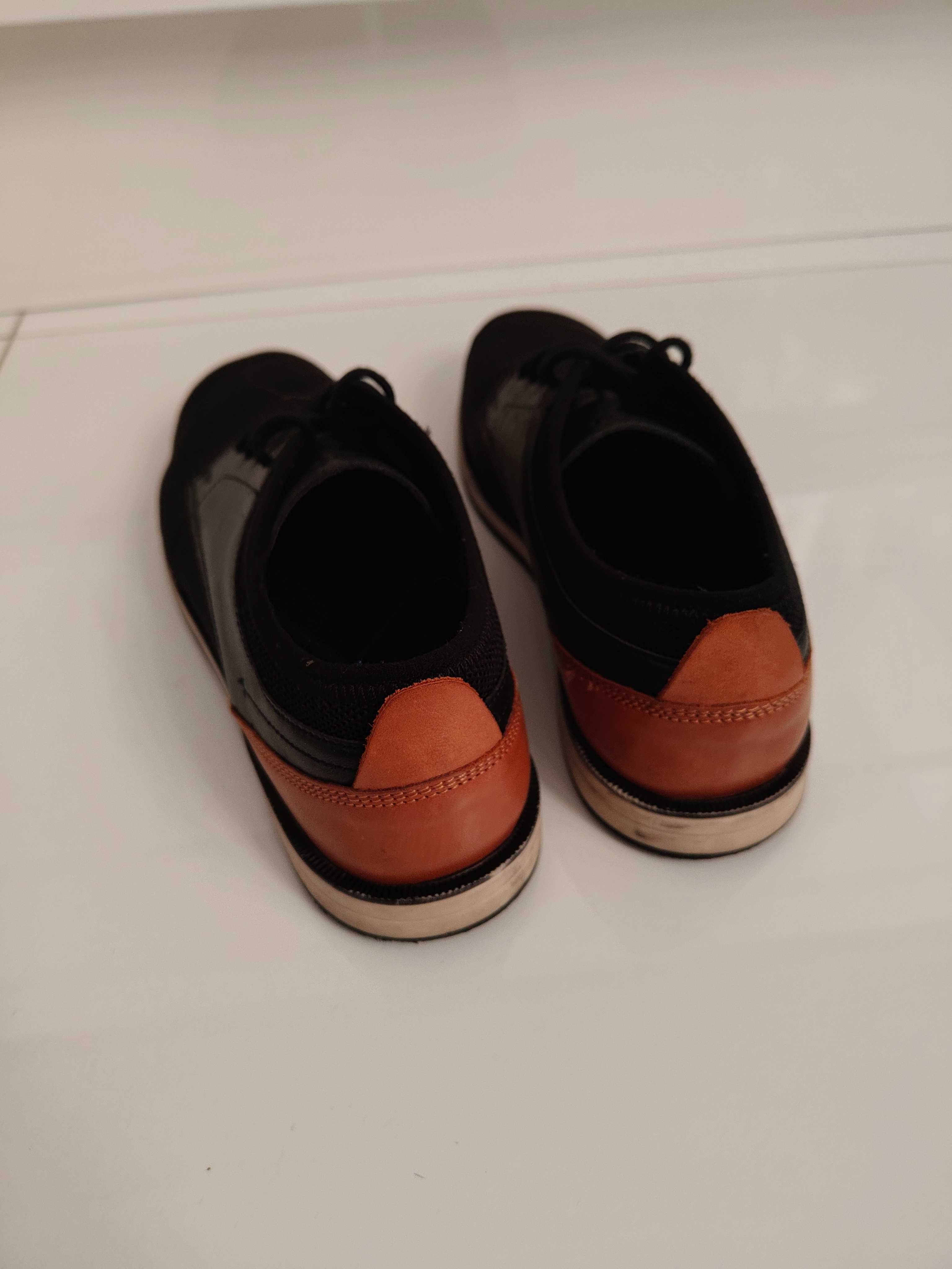 Buty wizytowe chłopięce rozmiar 37 Lasocki Kids,  stan idealny