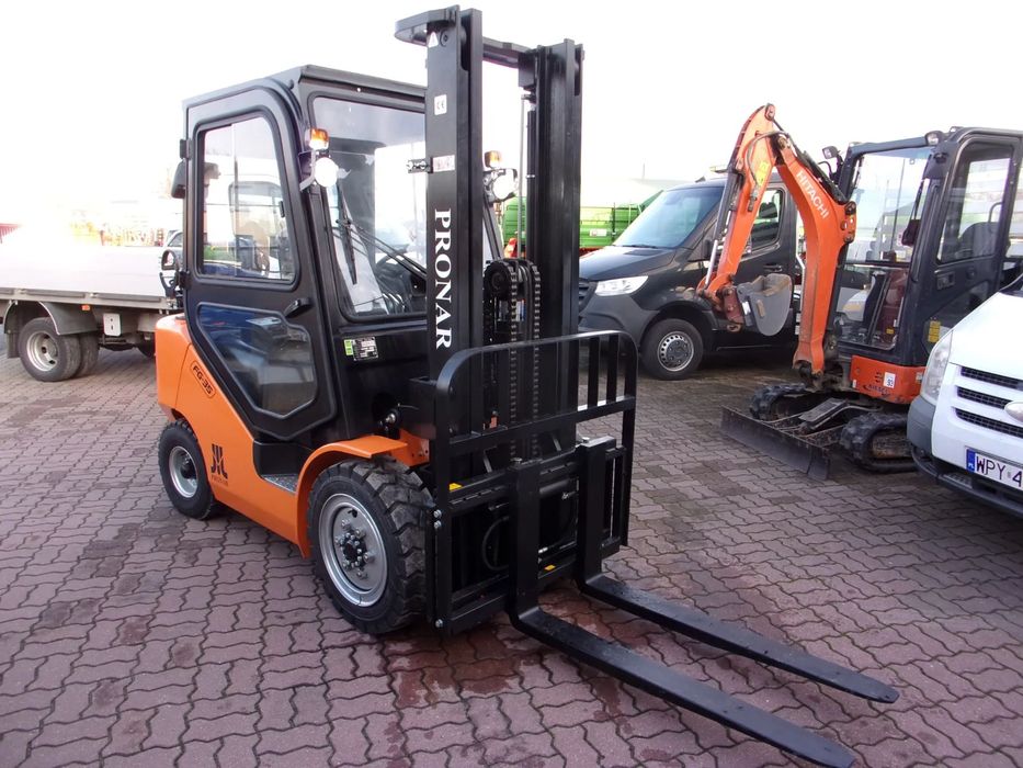 PRONAR Wózek widłowy Pronar-FG35 LPG  DV F CAB, Wózek widłowy Manitou MI 15 G ST5,  Wózek widłowy Linde H18T-03,   RAK 7 B Suchedniów  Dostępny w Rad-Masz Opoczno