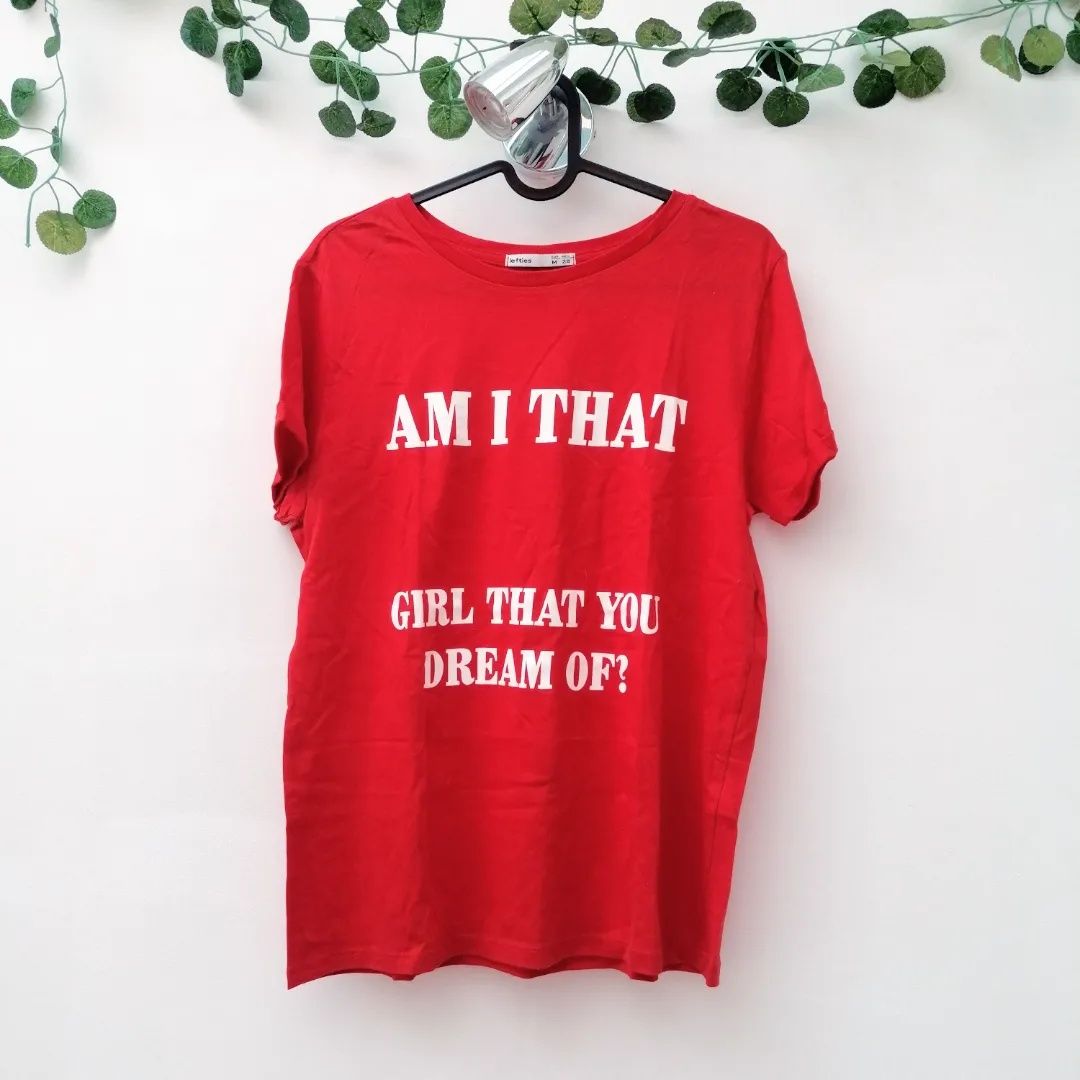 T-shirt Vermelha com frase