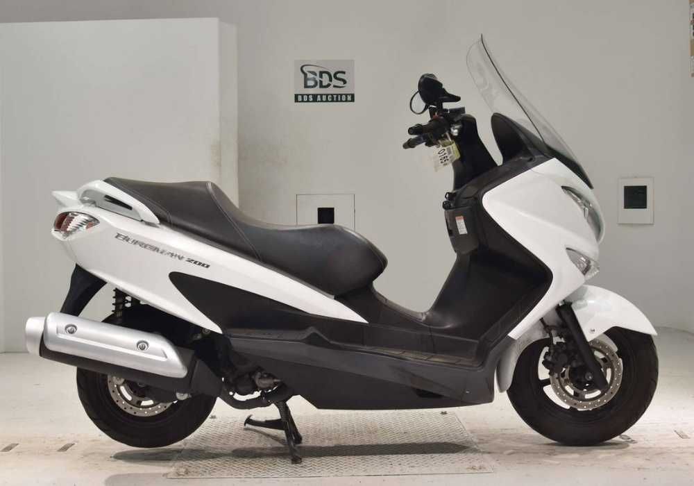 Максі-Скутер Suzuki BURGMAN 200 2019 супер стан! підготовка, документи
