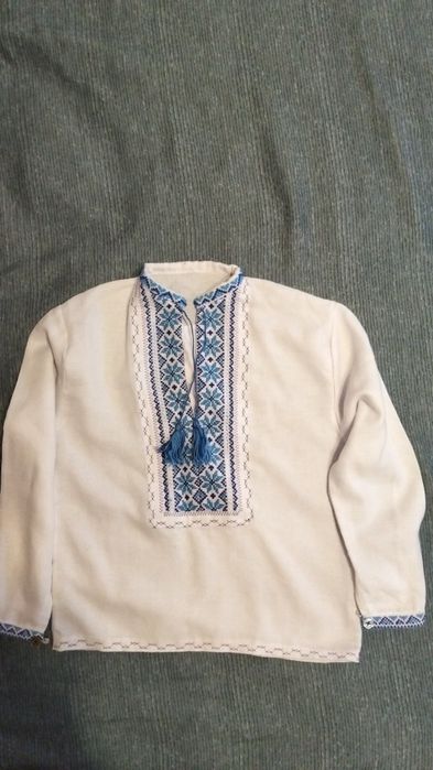 Продам вишиванку