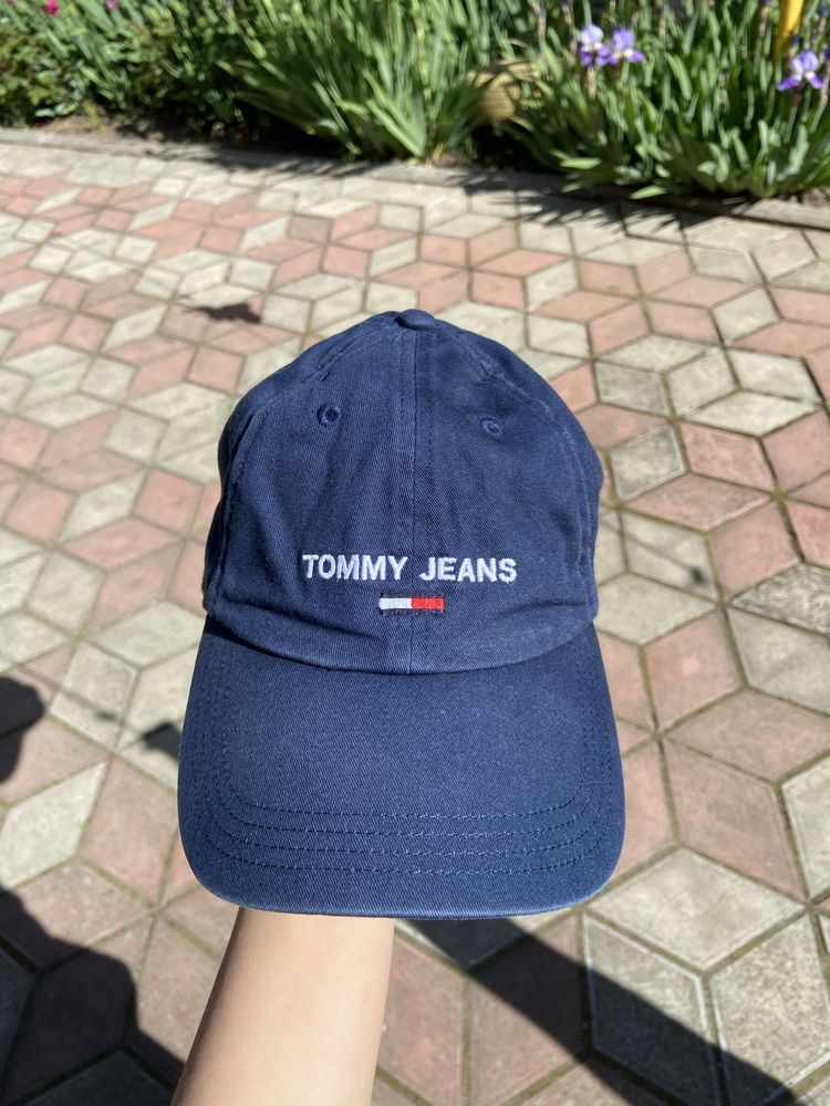 Кепка Tommy Jeans Hilfiger Ellesse Nike