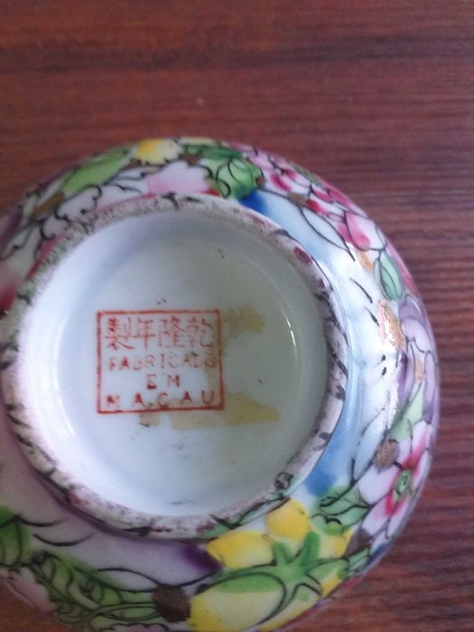 Conjunto de prato/tijela de Macau