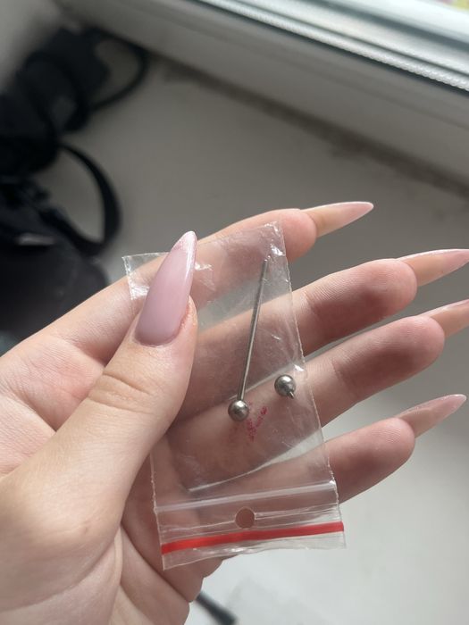 титанова прикраса для індастрілу