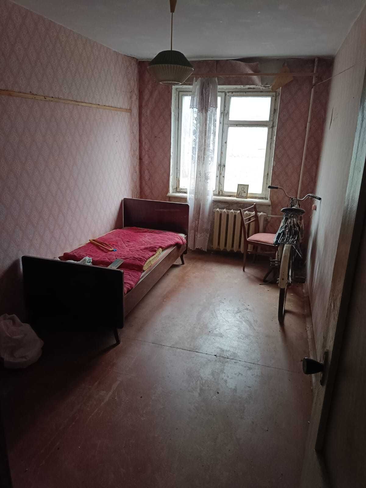 Продам 3х комн. квартиру, 44 кв-л, 16 г/б., ул. Калантая