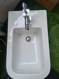 Bidet biały Globe wraz z bateria