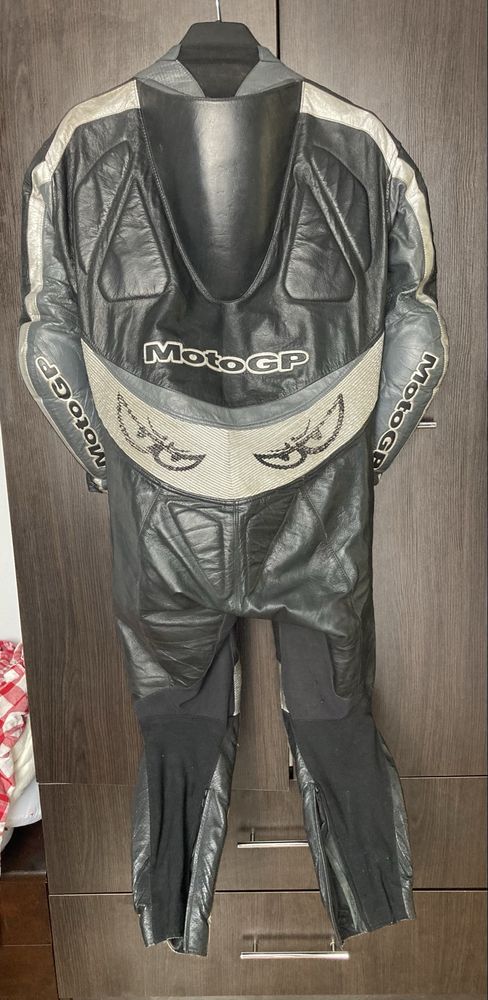 Kombinezon motocyklowy Berik MotoGp Kangaroo w rozmiarze 52/L