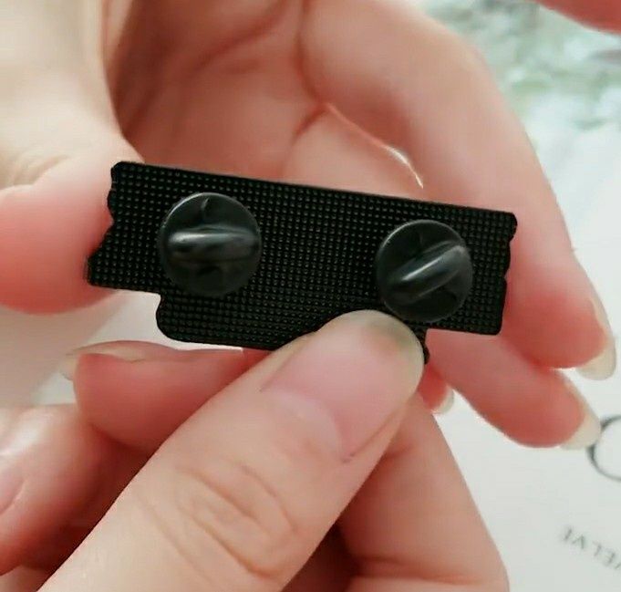 Pins Série Stranger Things - Novos