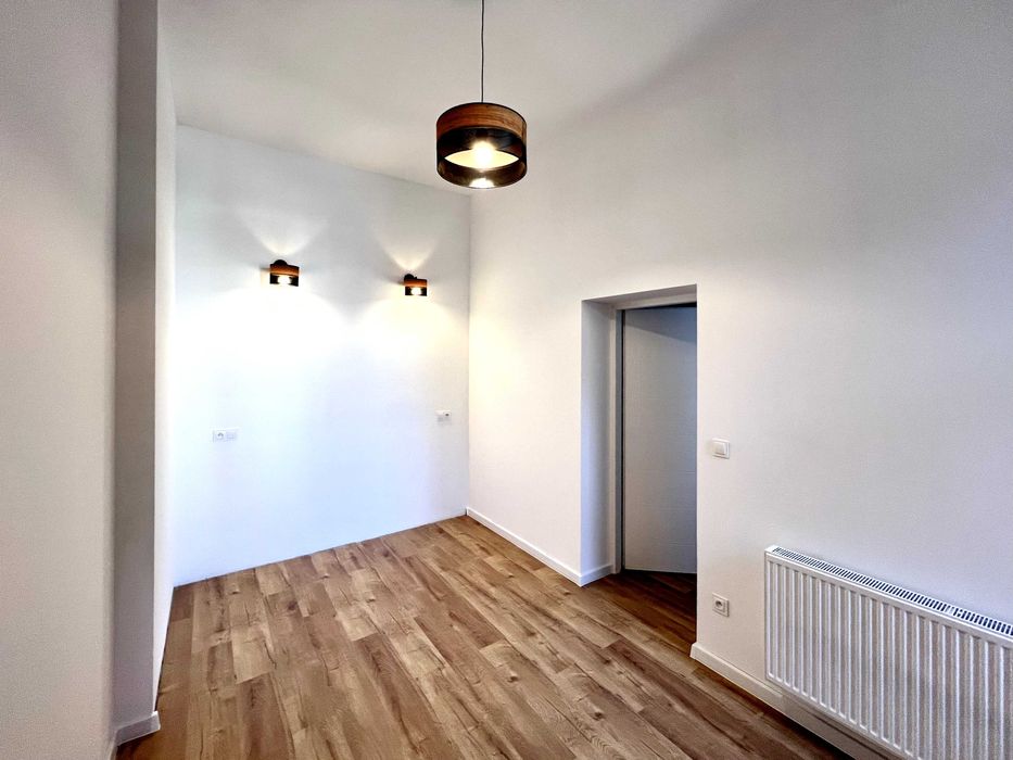 MIESZKANIE NA SPRZEDAŻ kawalerka w centum Krotoszyna parking