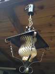 Lampa sufitowa wisząca.