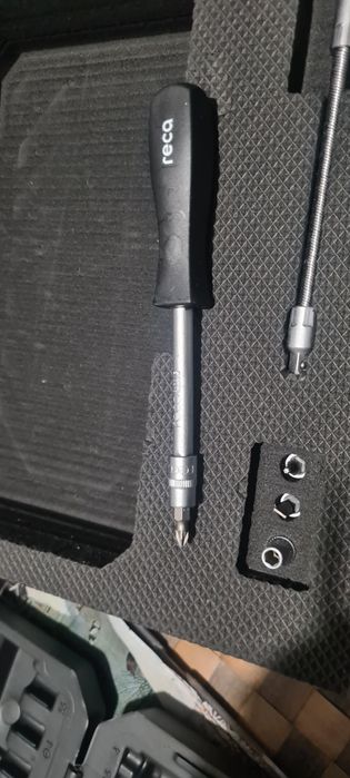 Zestaw narzędzi warsztatowych RECA - prezent świąteczny