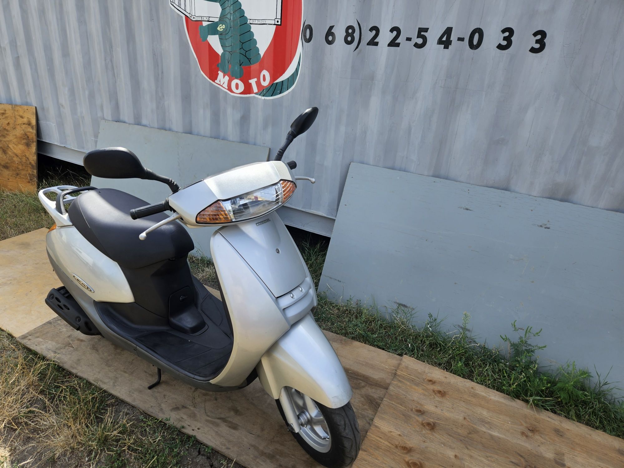 Продажа Honda Lead 20 без пробігу по Україні Lead48 з Японії мопед 2Т
