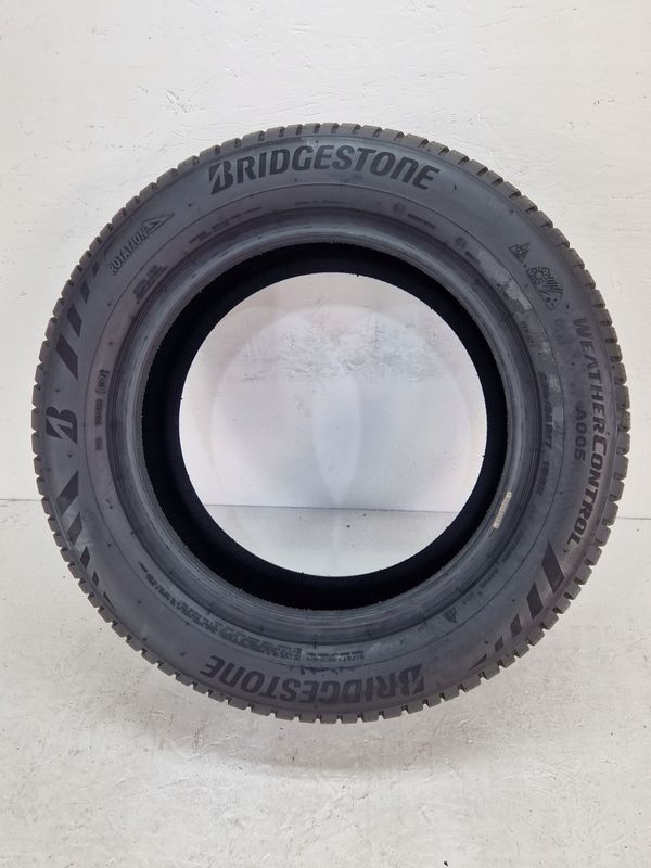 Opona Bridgestone Weather Control A005, 235/55r17/103h
