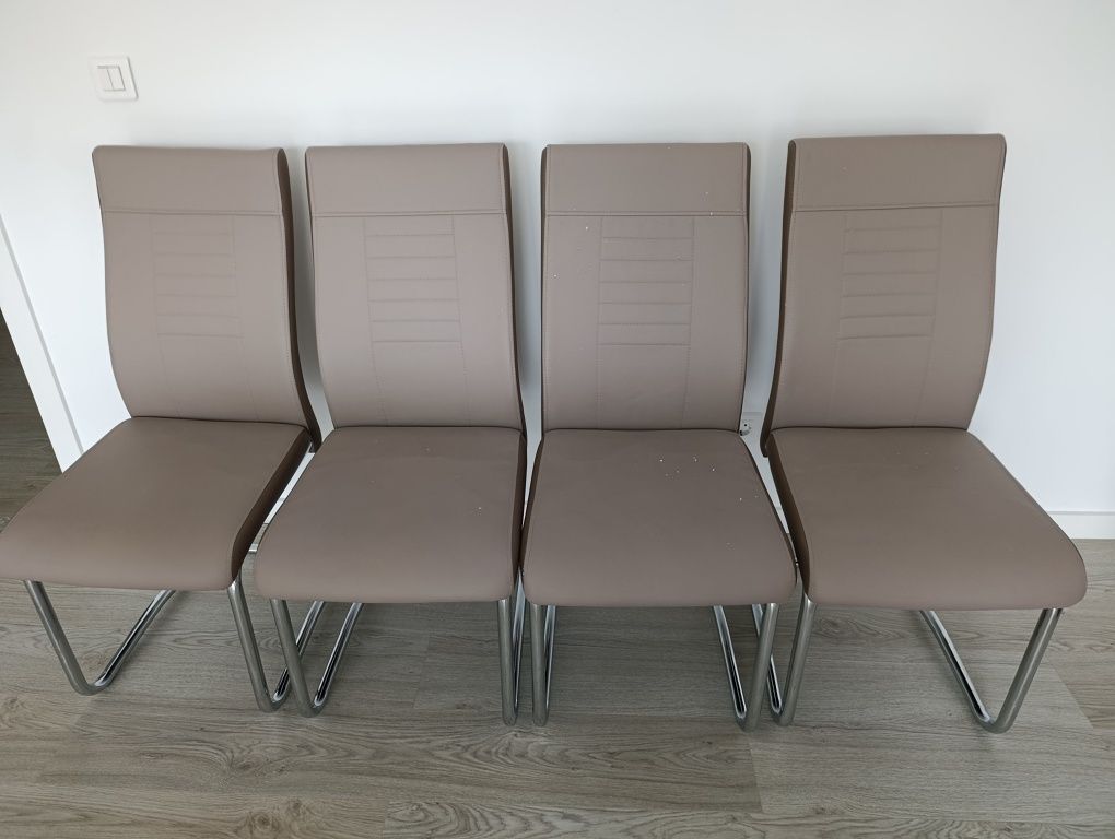 Conjunto 4 cadeiras sala de jantar