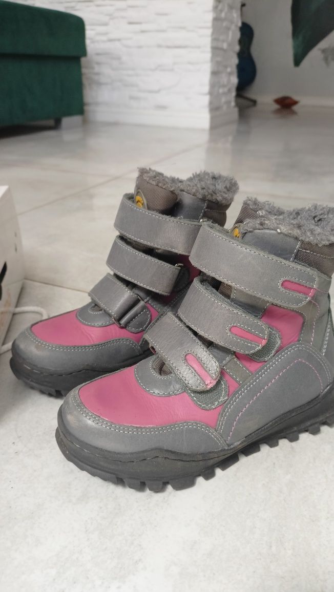 Sprzedam buty kozaki MEMO