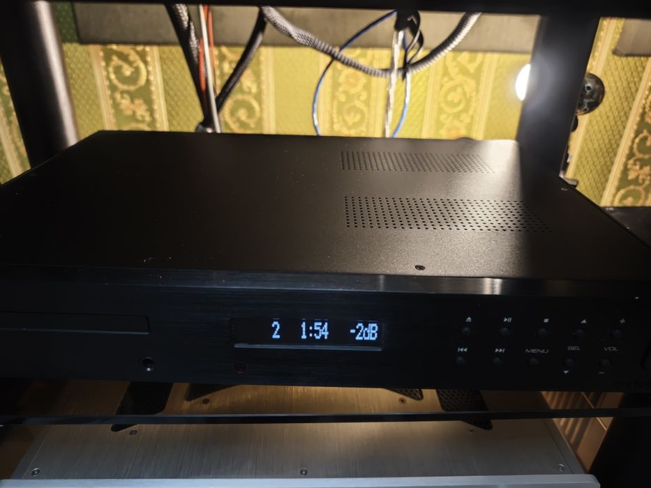 Audiolab 8200 cdq cd + пред попередній підсилювач