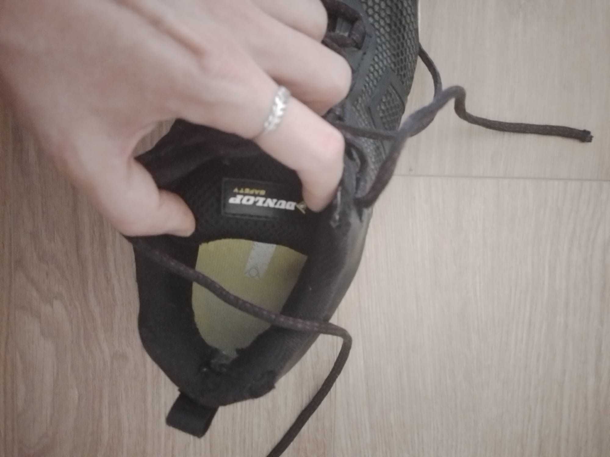 Calçado de segurança feminino Dunlop