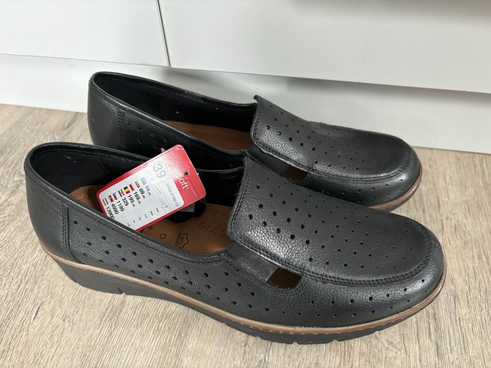 Buty 39 wiosenne nowe skóra