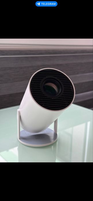 Проектор MAGCUBIK 4K HY300 — домашній кінотеатр у вашій кишені