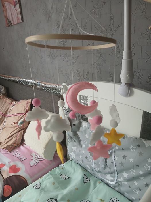 Дитячий мобіль на ліжечко для немовлят  «Ніжність»