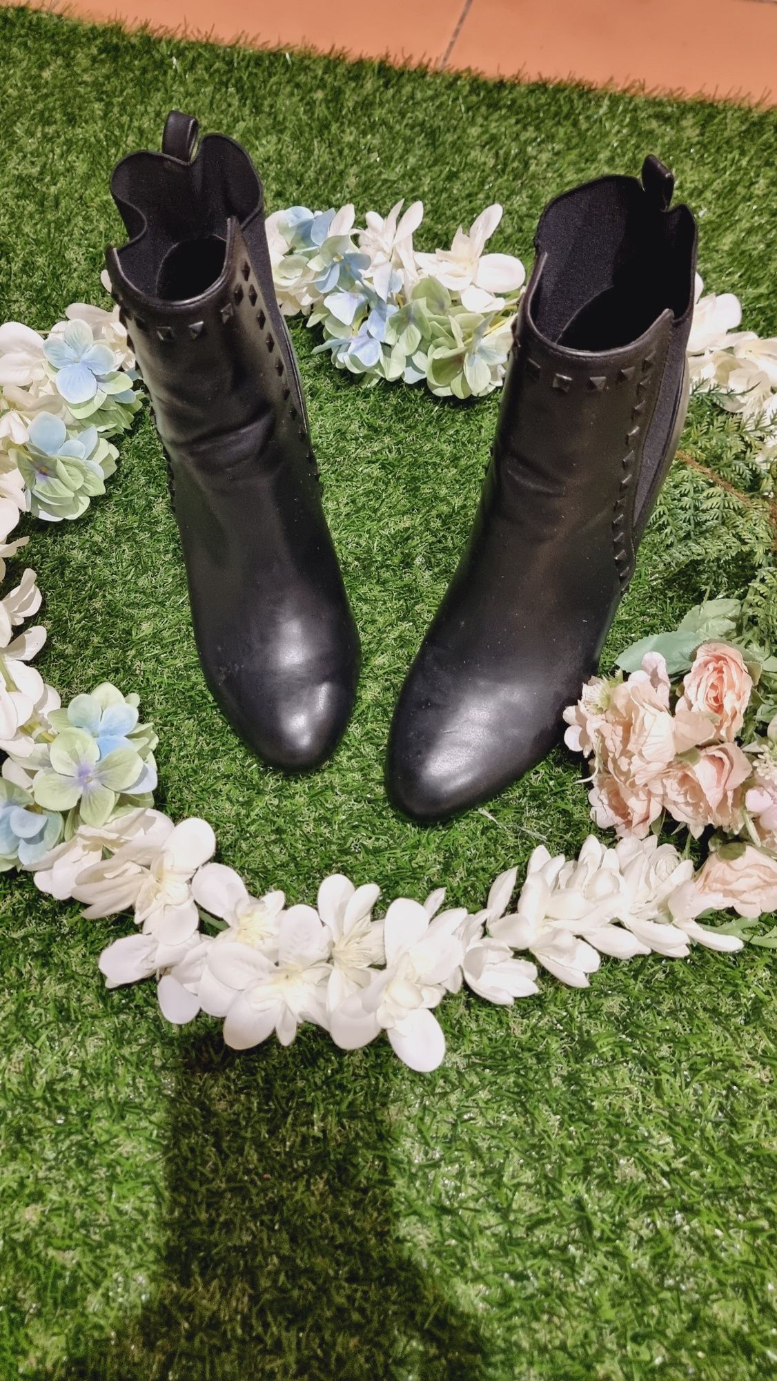 Bota Preta com Salto
