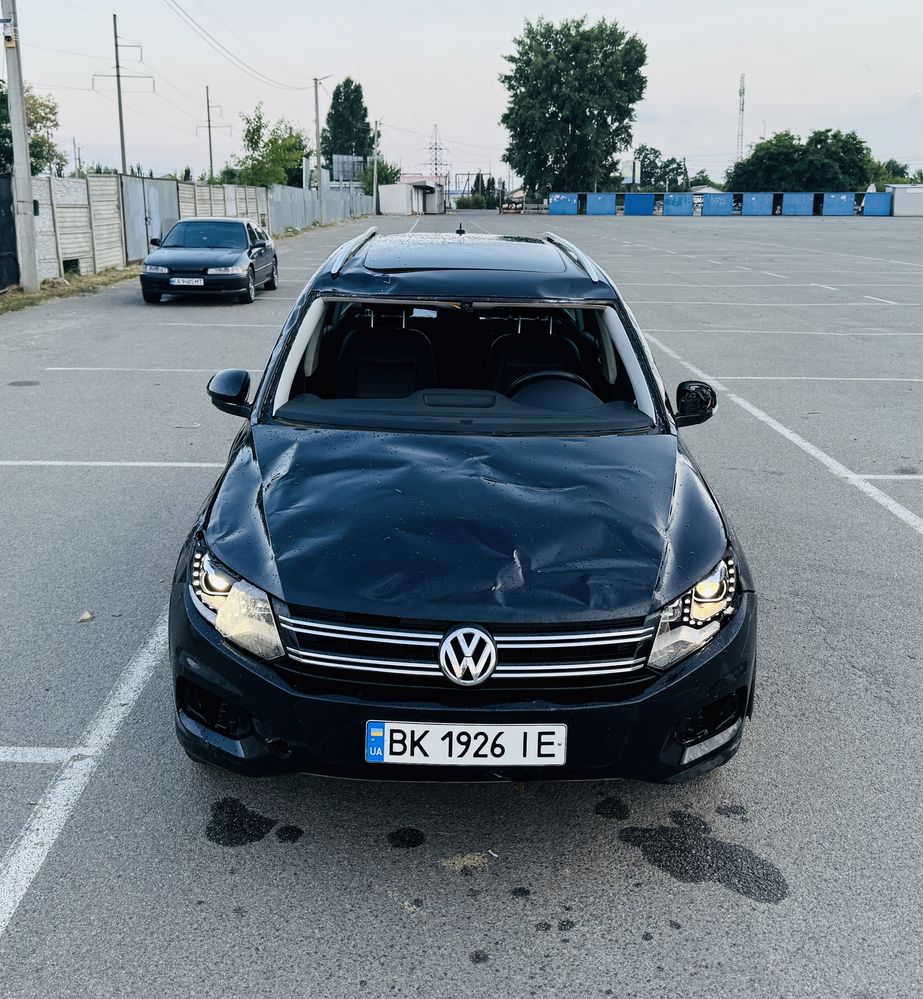 Продам Volkswagen Tiguan 2016 рік 2.0 Бензин після ДТП! На ходу!