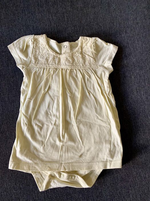 Letnia sukienka body Sukienkobody krótki rękaw 6-9 mcy