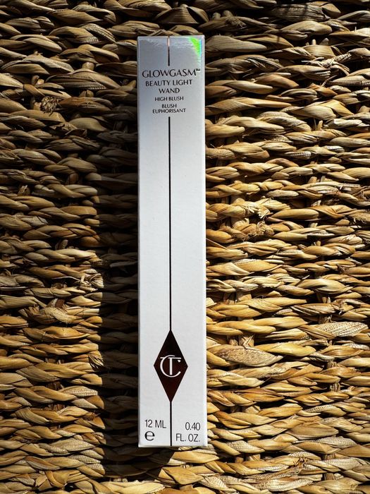 Charlotte Tilbury rozświetlacz Peachgasm Nowy