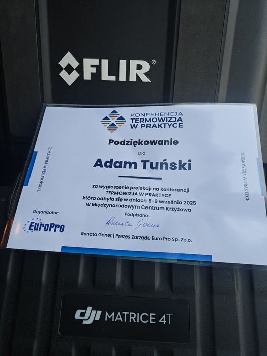 Badania Termowizyjne  PV z drona(640x512pix), energetyka, budowlane.