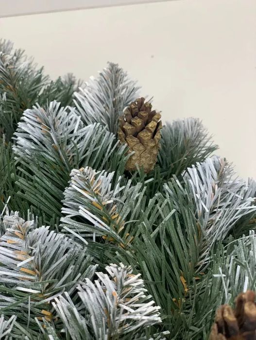 Вінок на двері на Різдво