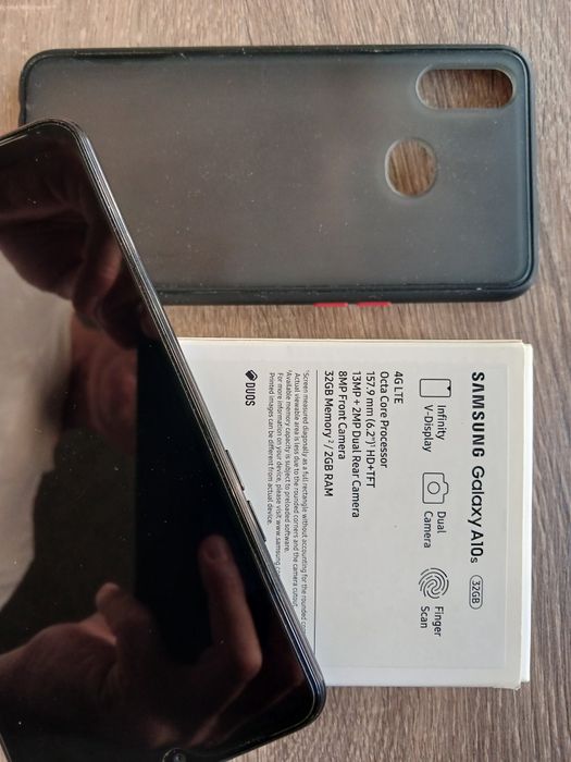 Телефоны Meizu m3s и Samsung A10s. Полные комплекты