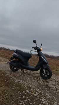 Piaggio Zipp  skuter