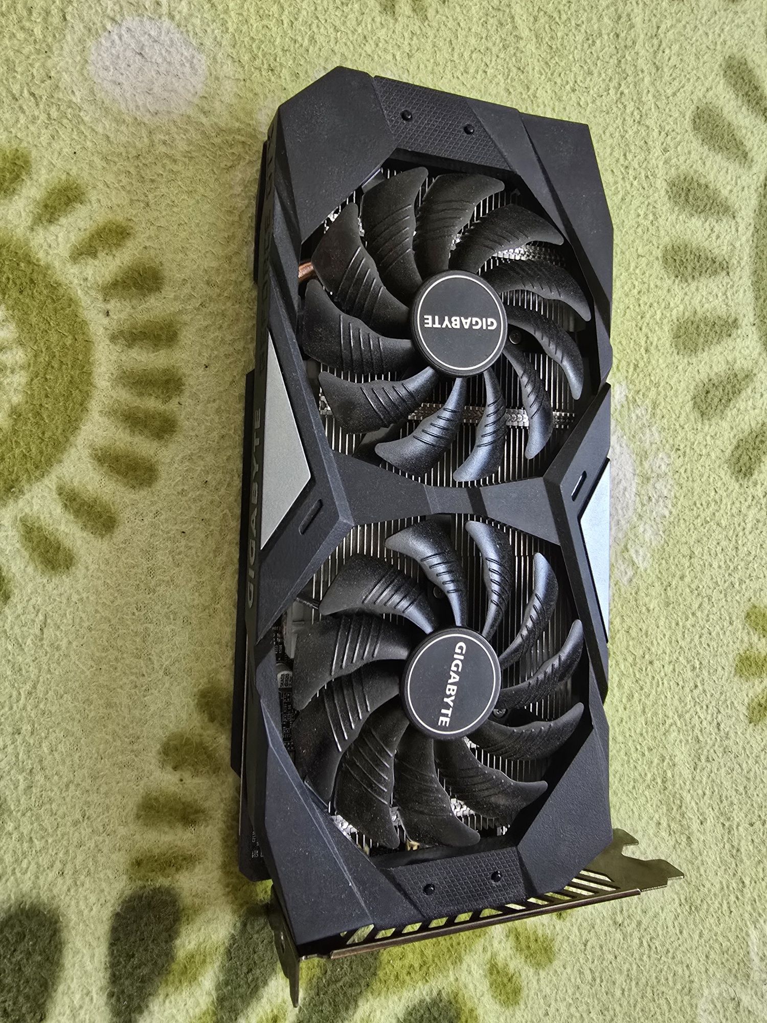 Karta graficzna Gigabyte GeForce GTX 1650 Super Windforce 4 GB