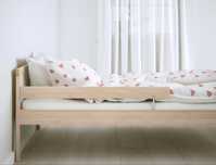 Cama e colchão de Criança Ikea