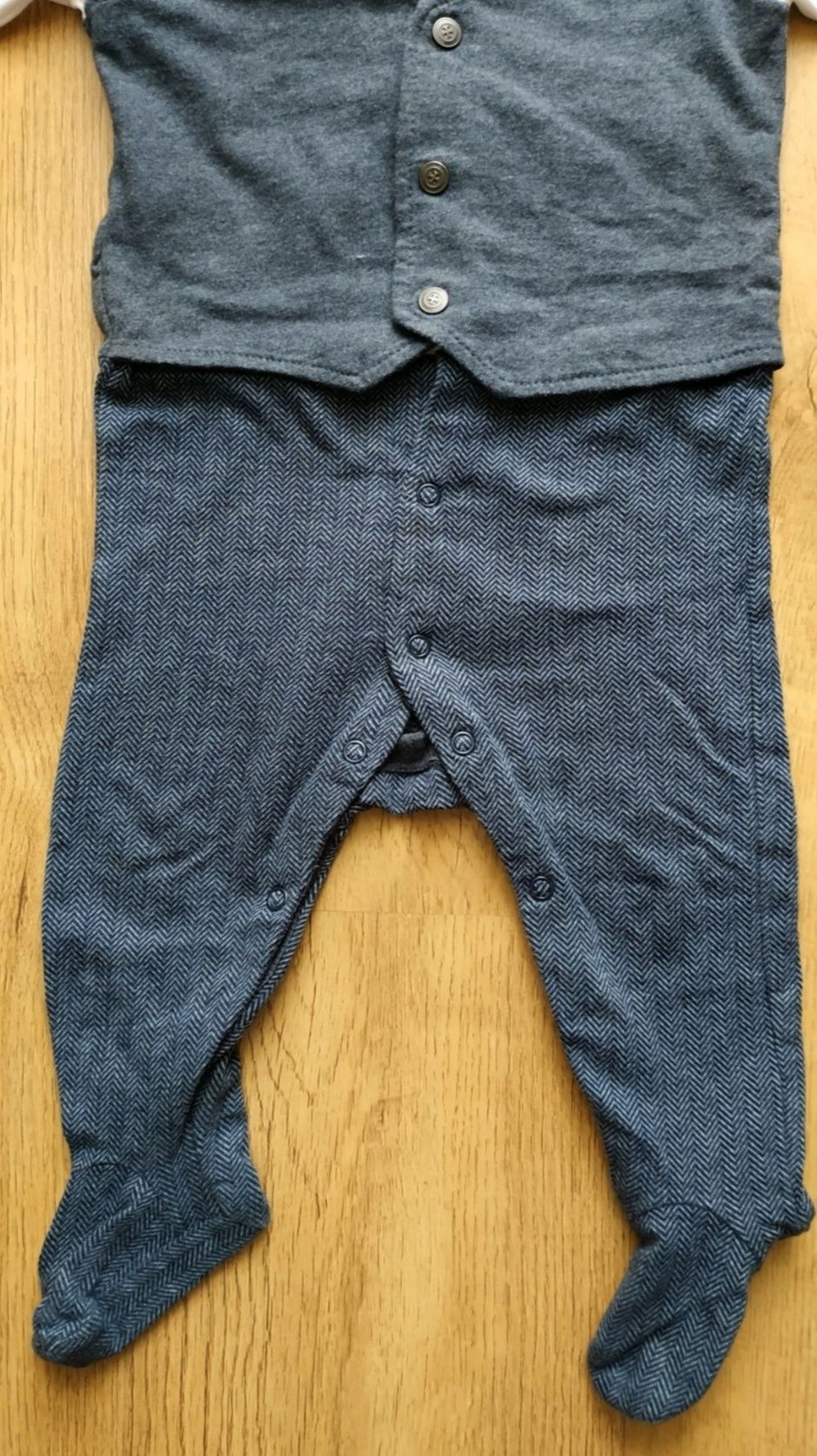 Elegancki pajacyk, święta rozm. 74